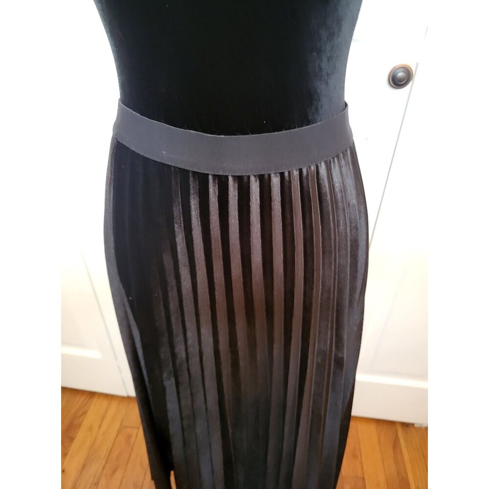 Black Velour Pleated Midi Skirt Jaclyn Smith M Glam Whimsygoth Goth Fairy Party - Picture 3 of 6